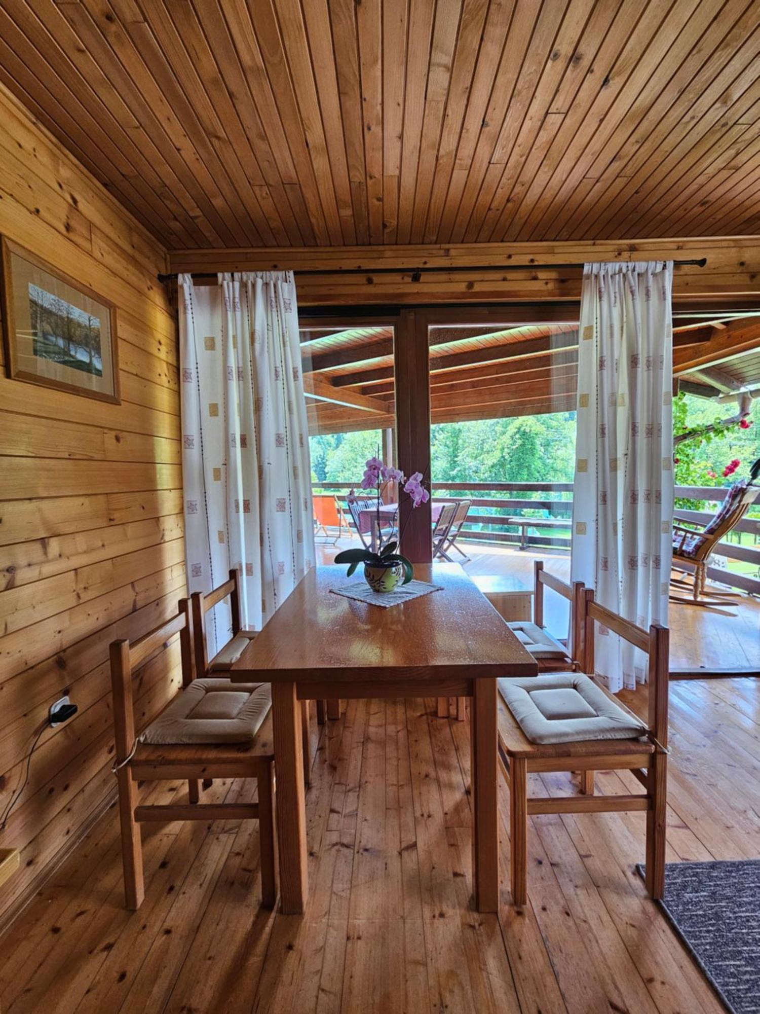 Mreznicka Kuca Apartment